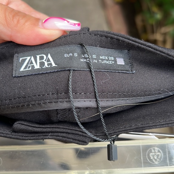 Zara Shorts - Picture 4 of 4